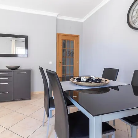 Apartment 2 Bedroom Located Near The Beach Carvoeiro (Lagoa)